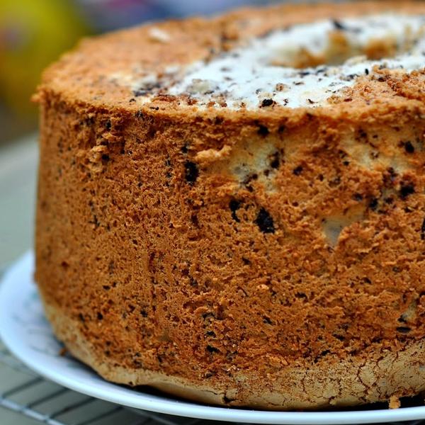 Black and White Angel Food Cake gallery photo 1