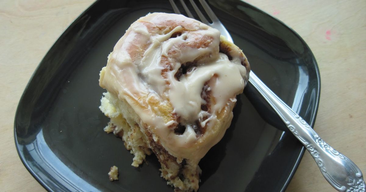 cinnamon roll, soft cinnamon roll, gooey cinnamon roll, best cinnamon roll,