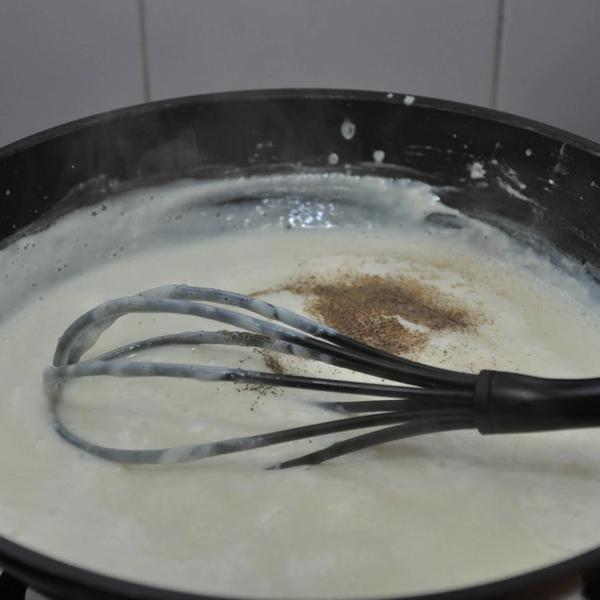 Friday Night Lasagna ..... gallery photo 9