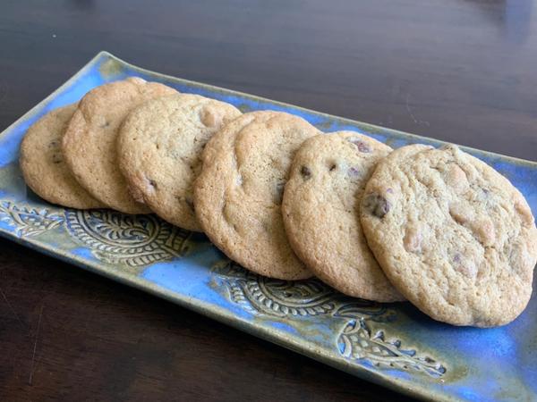 Gluten Free Sea Salt Caramel & Chocolate Chip Cookies (With Recipe Video)