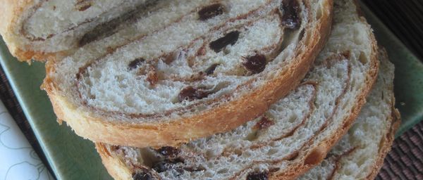 Cinnamon Raisin Swirl Bread