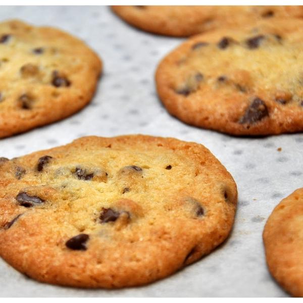 Easy and Delicious Chocolate Chip Cookies gallery photo 6