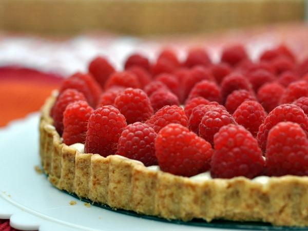 Raspberry White Chocolate Tart