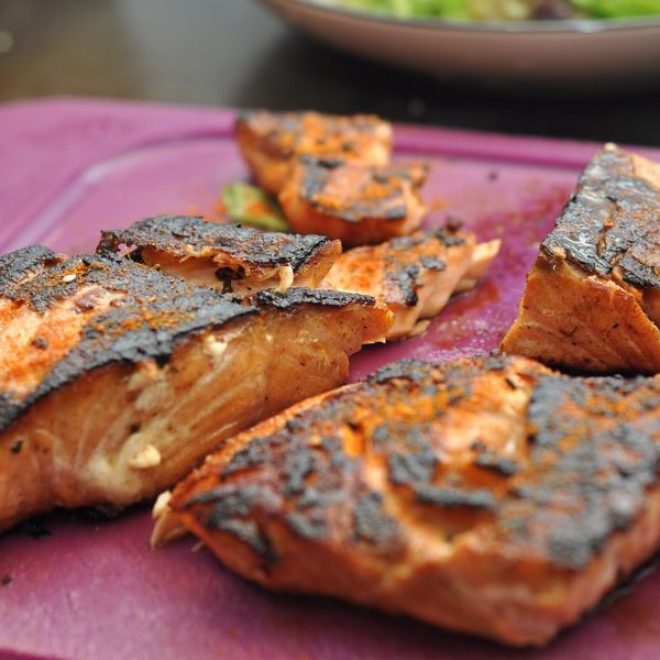 Spicy Teriyaki Marinated Salmon Salad gallery photo 9