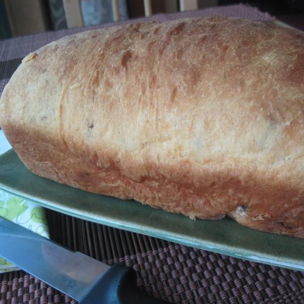 Cinnamon Raisin Swirl Bread gallery photo 2