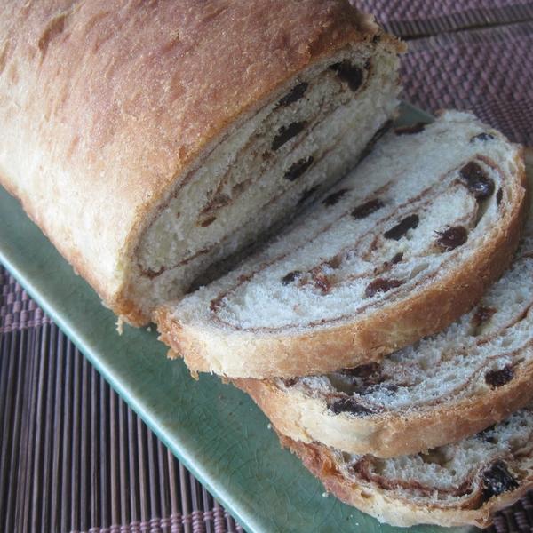 Cinnamon Raisin Swirl Bread gallery photo 3