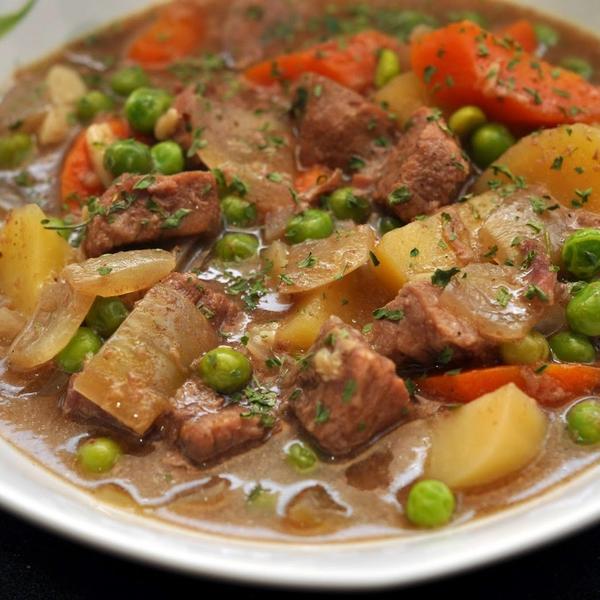 Slow Cooker Beef Stew gallery photo 1