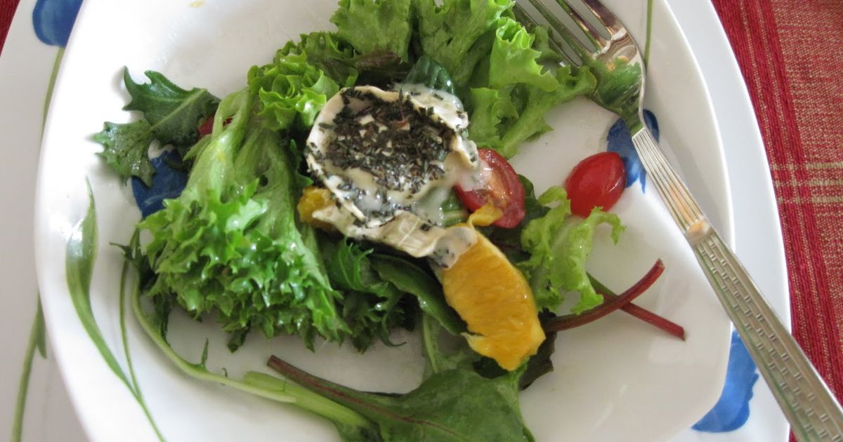 Goat cheese salad, rosemary crusted goat cheese, citrusy dressing, gluten free