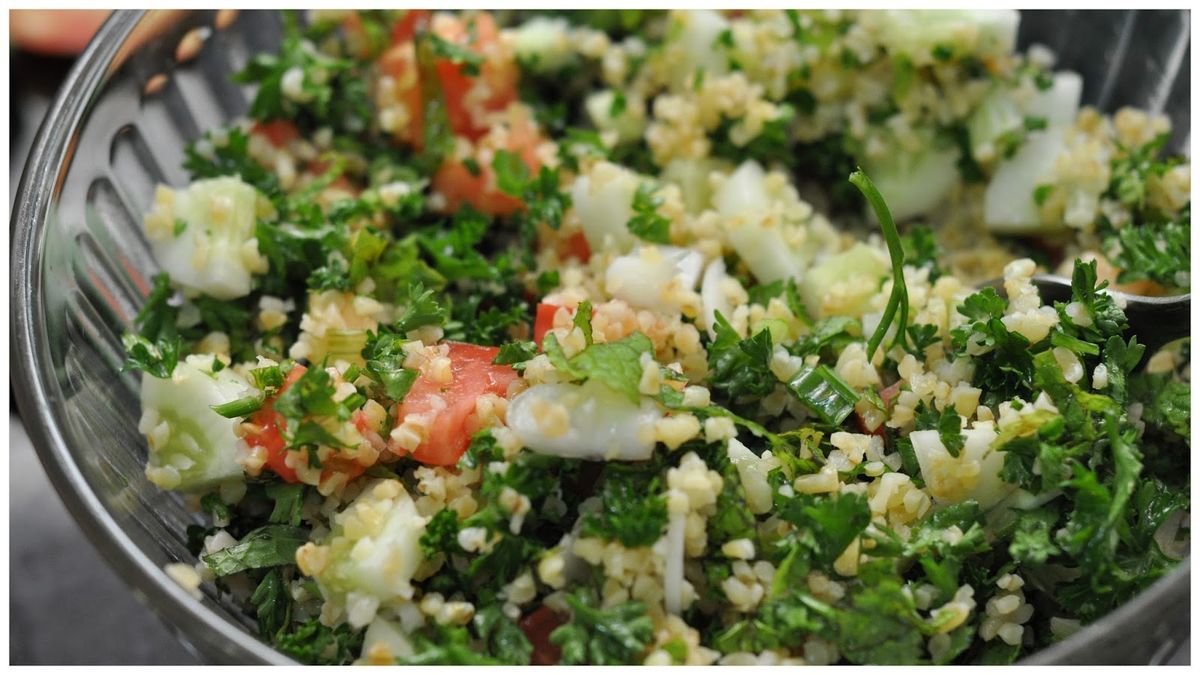 Click to view full image Tabbouleh - Fresh & Healthy Lebanese Salad