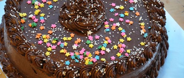 A Taste for Giving ...... Eggless Chocolate Cake with Chocolate Frosting