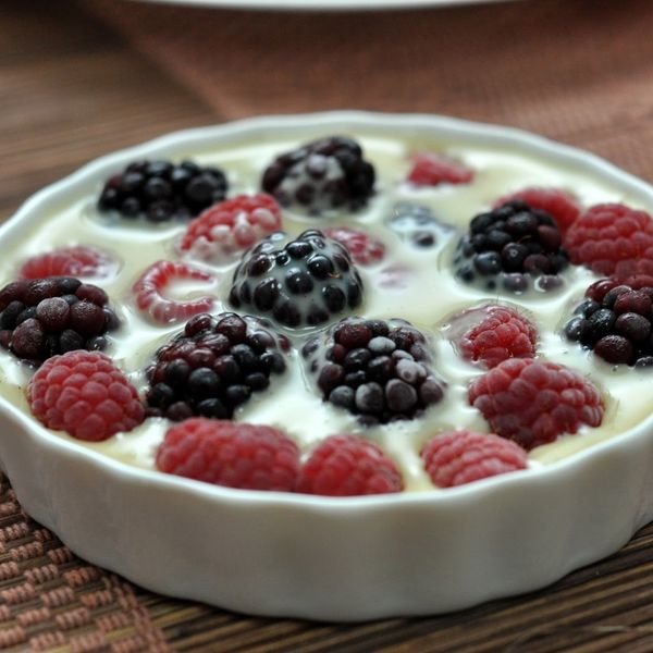 Iced Berries with White Chocolate Sauce gallery photo 8