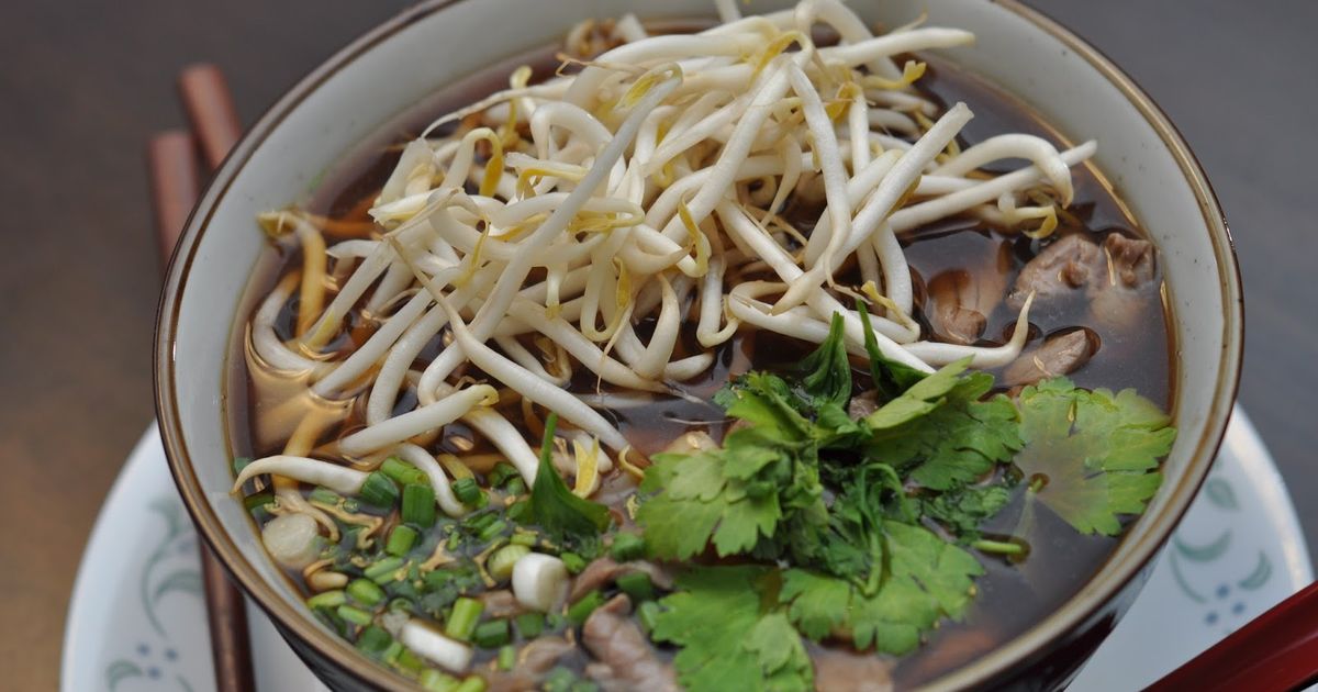 Quick and Easy Vietnamese Beef Noodle Pho