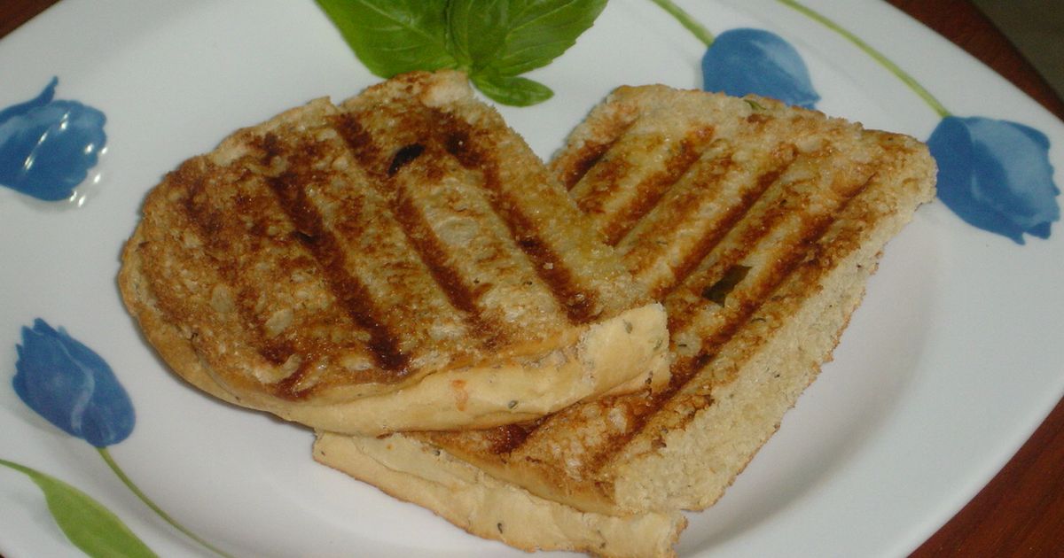 Grilled Cheese Sandwich .... The Way I Like It!