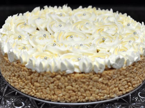 Perfect for Summer .... Rice Krispies Ice Cream Cake