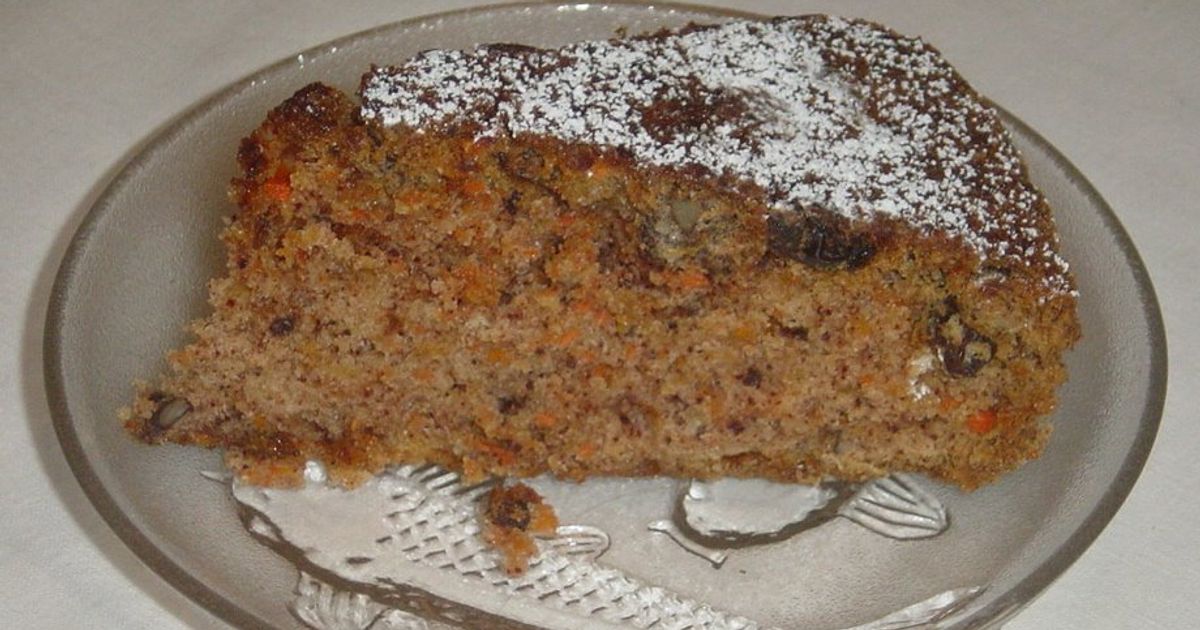 Spiced Walnut Carrot Cake with Pineapple