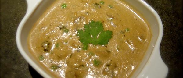 Healthy Mushroom & Peas in Cashew Gravy