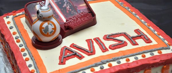 Star Wars Themed Cake and Party Food ....... May the Force Be With Us!