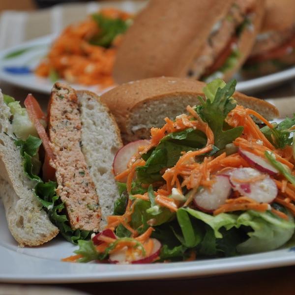 Delicious and Healthy Salmon Patty Sandwiches gallery photo 6