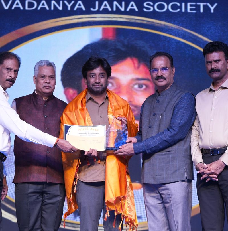 Social Hero Award -- Top 100 Social Heroes