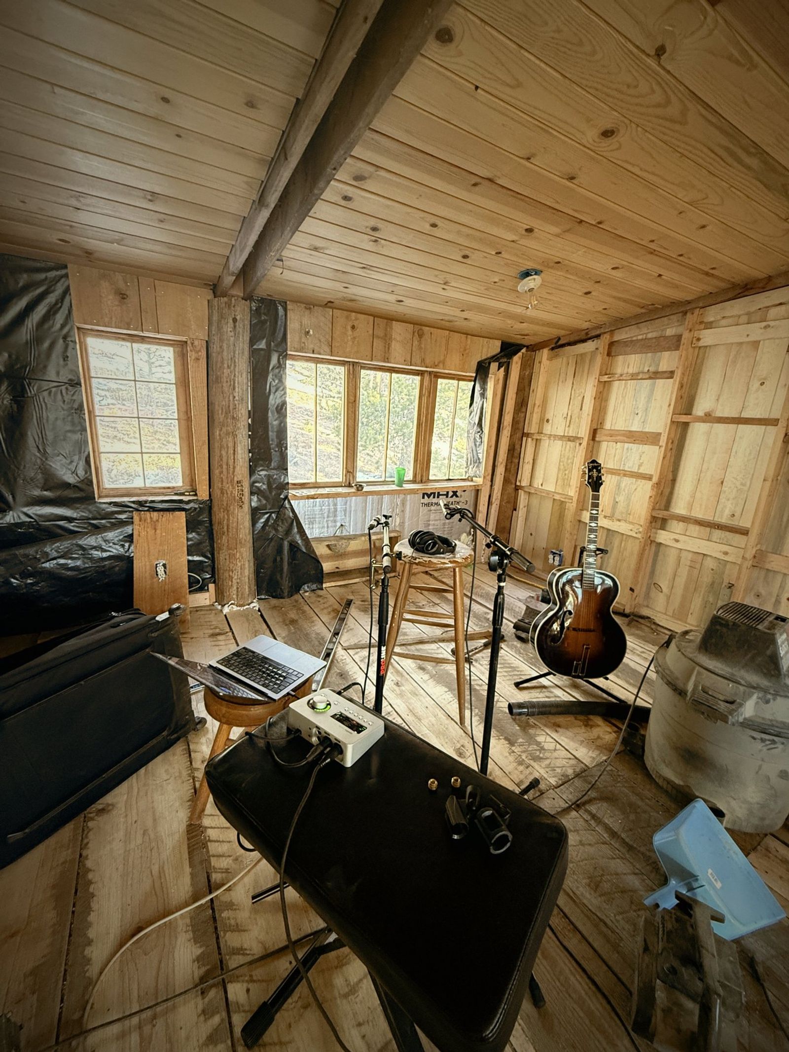 Huebline in warm cabin light
