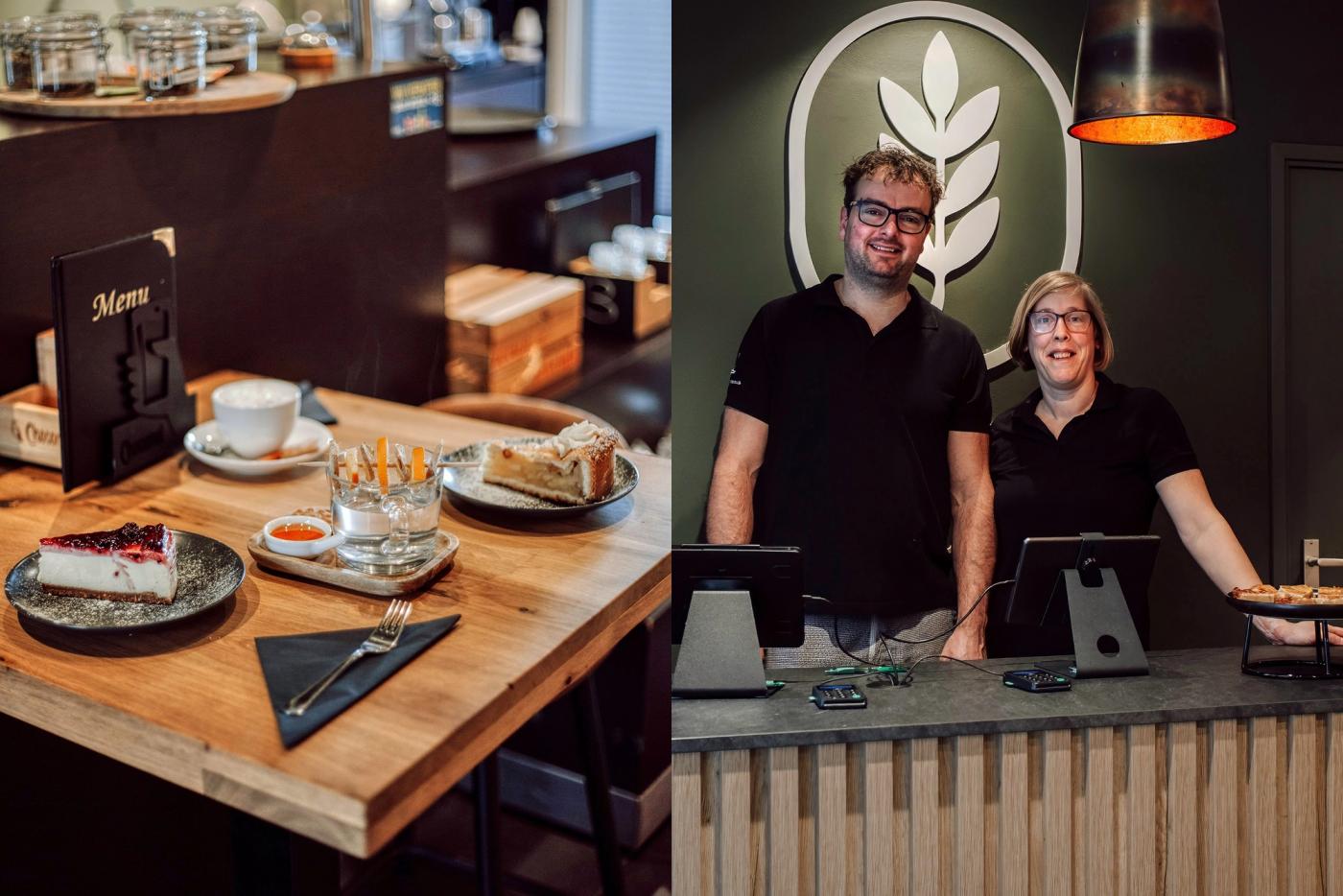 Twee medewerkers achter de toonbank van De Zeeuwse Bakclub, naast een tafel met koffie en gebak.