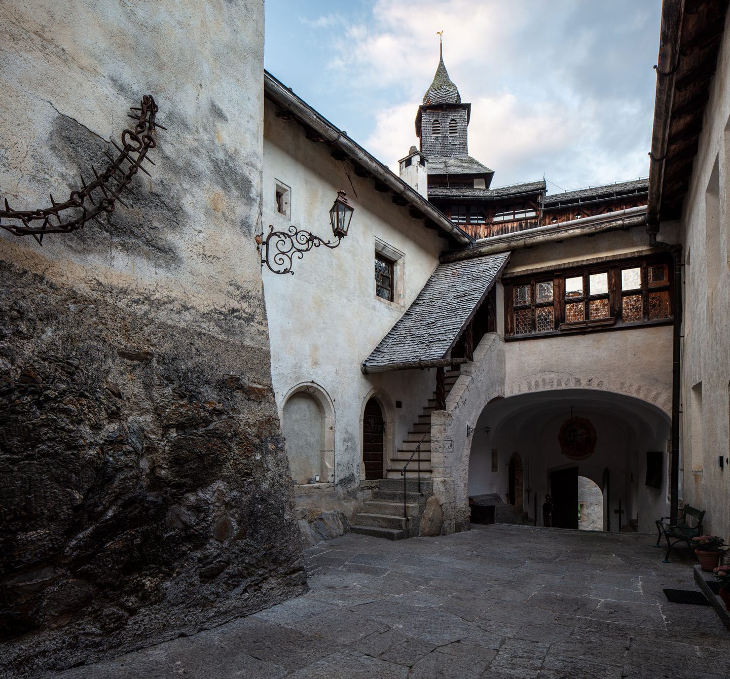 Interior court-yard, Chastè da Tarasp, Schloss Tarasp, Tarasp Castle