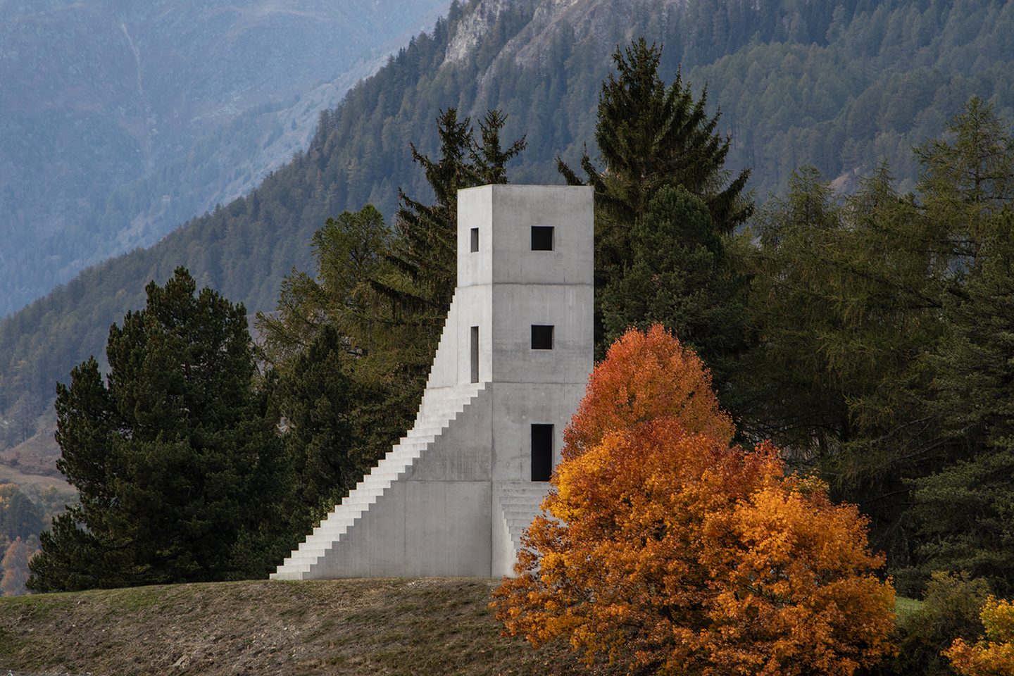 Not Vital, House to Watch the Sunset, SCARCH, Chastè da Tarasp, Schloss Tarasp, Tarasp Castle