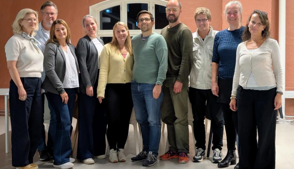 10 personer fra organisasjonens styre.