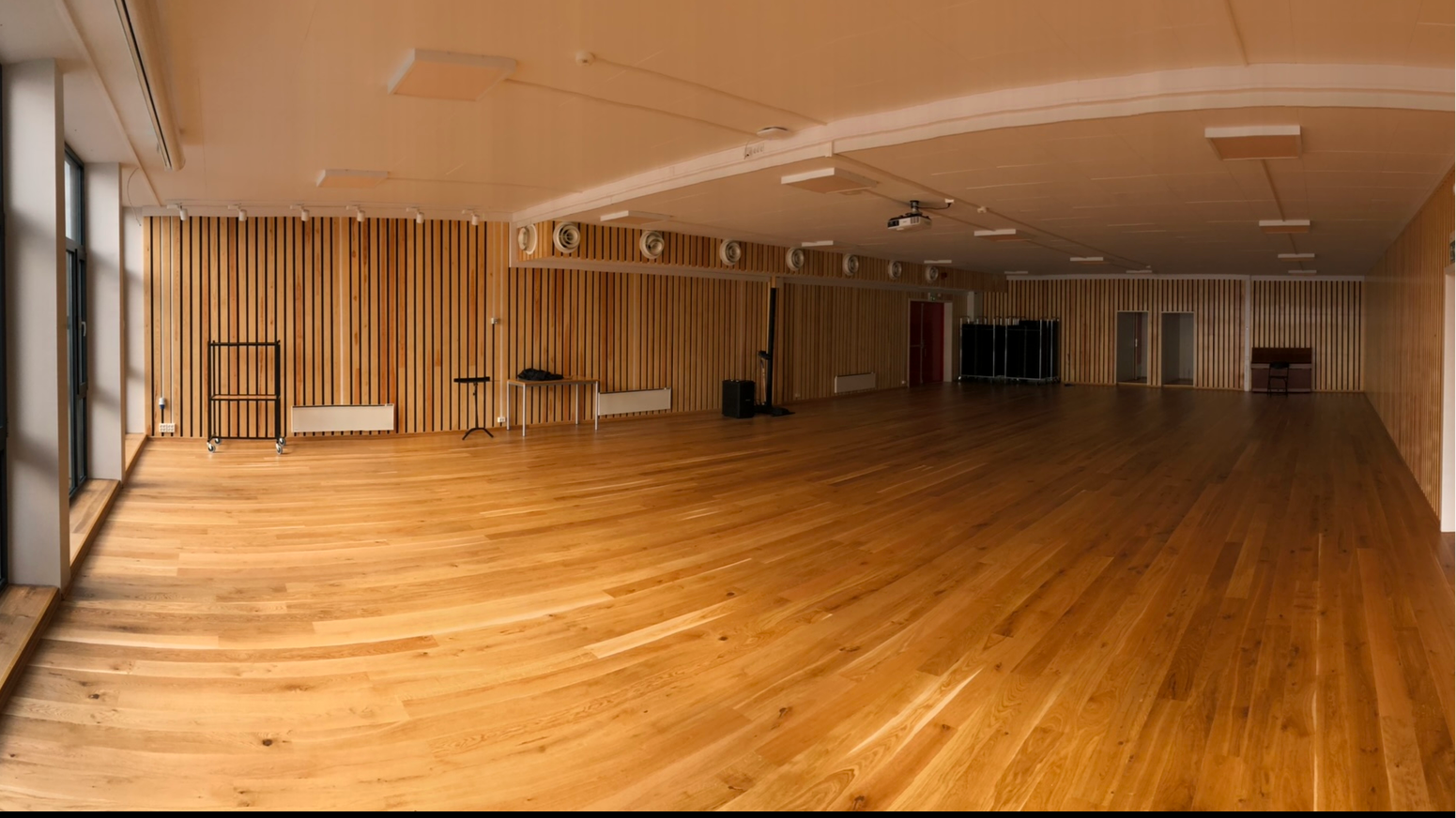 Alstad ungdomsskoles musikkrom