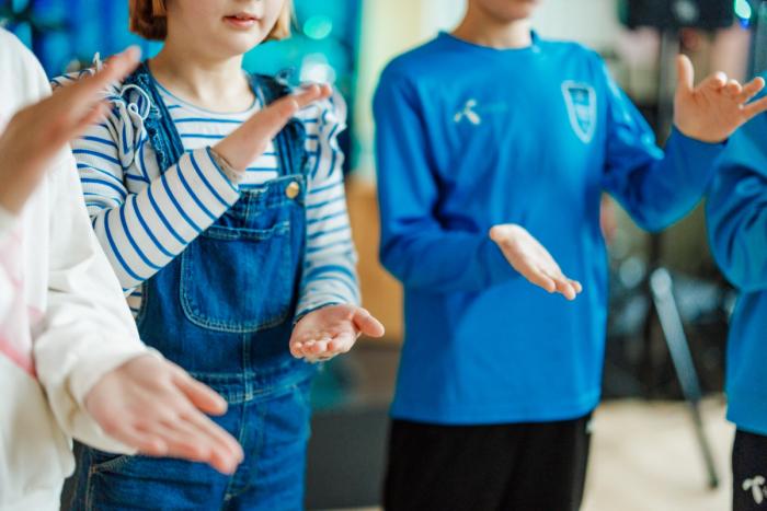 Elever øver på en bodygroove