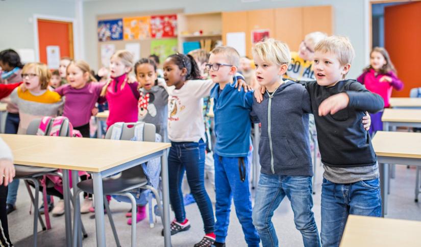 Sang og dans i klasserommet