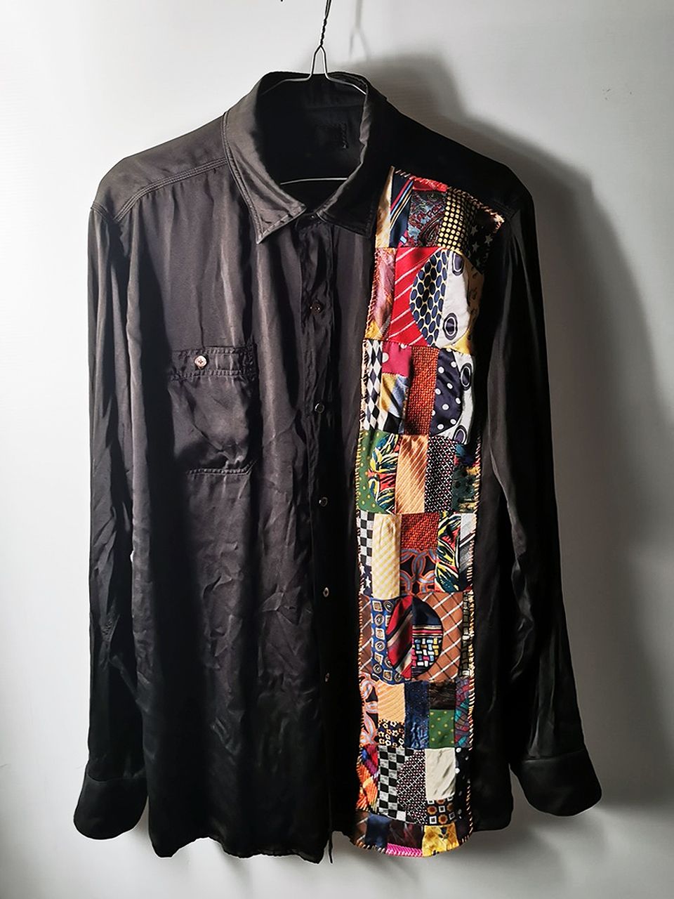 GEOFFREY B. SMALL／Varese shirt , blouse Geoffrey B. Small Handmade Silk Printed Blouse in Geometric
