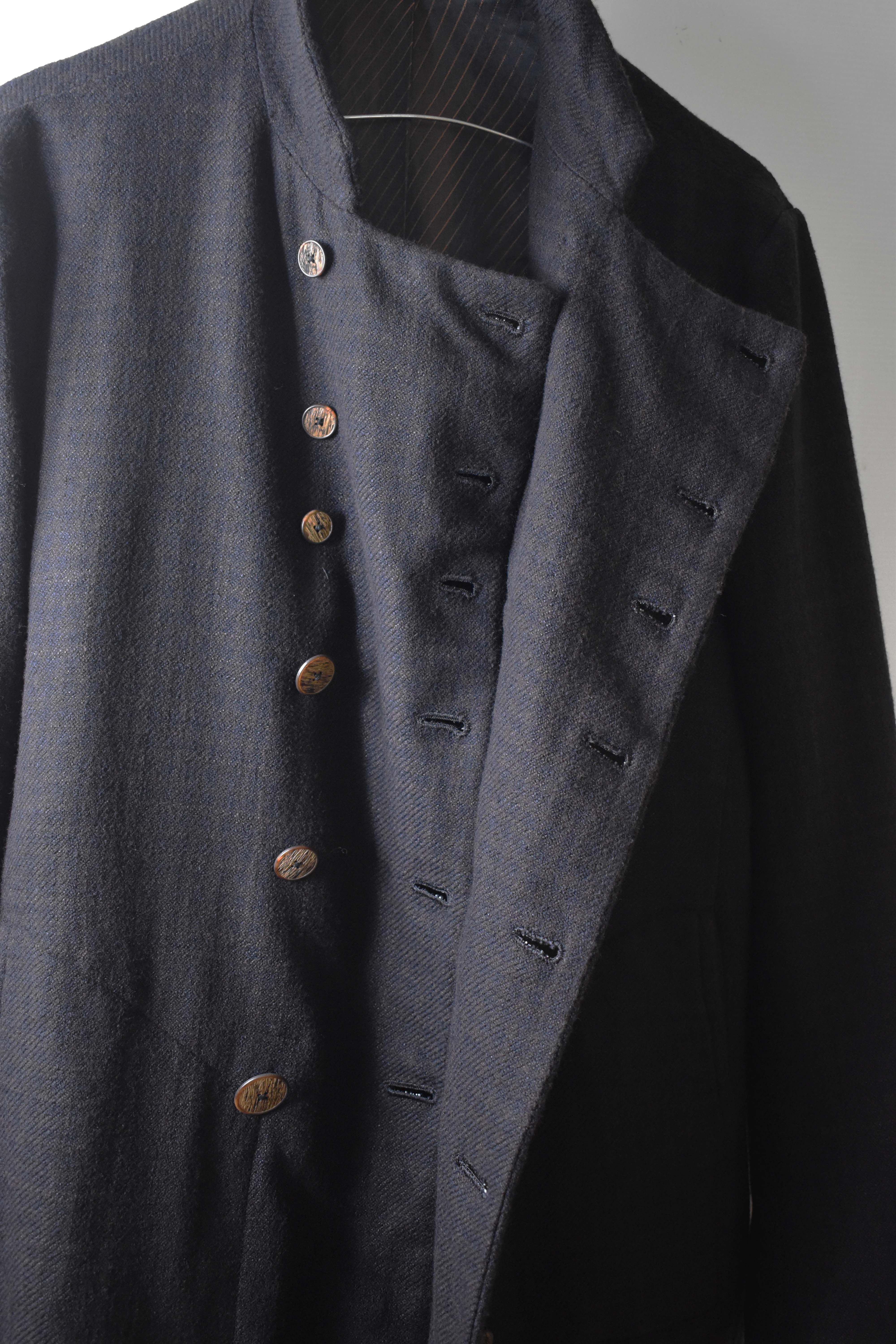 EV8J09special | Geoffrey B. Small