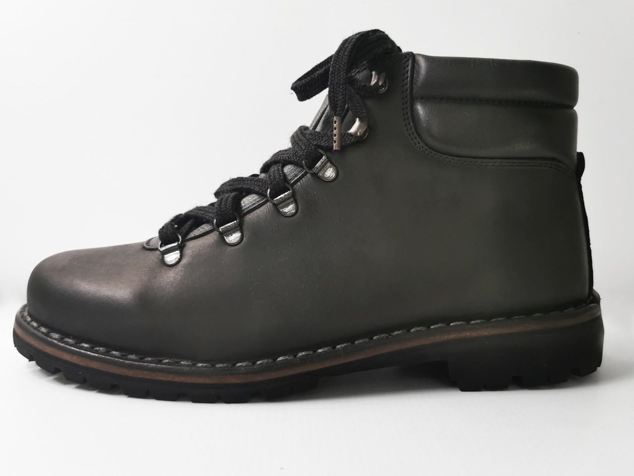 GBS Shoes | Geoffrey B. Small