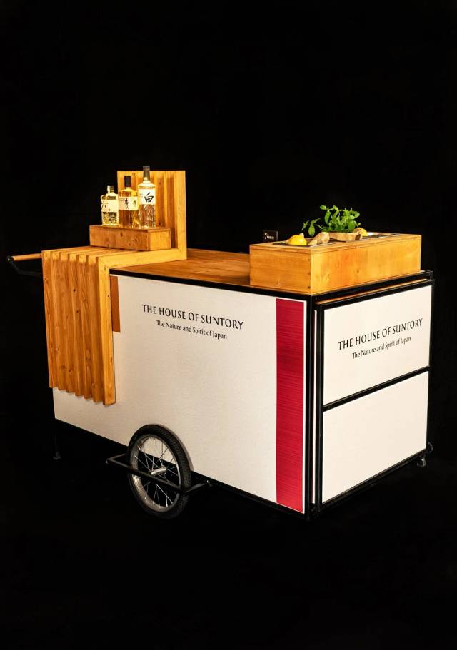 Suntory Verkostungskarren
