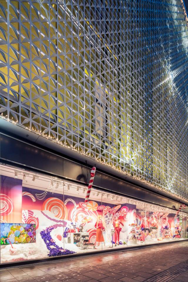 Abstraktes Goldgitter Neon-Ornament-Schaufenster