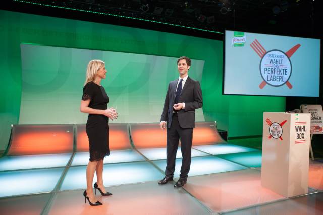 Knorr Laberl-Wahl TV-Studio zwei Moderatoren