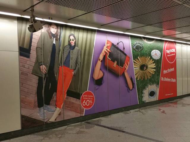 TK Maxx Fashion Accessoires U-Bahn Werbung