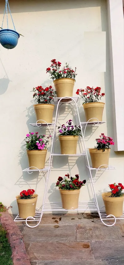 Gamala Stand 9 pot holder white