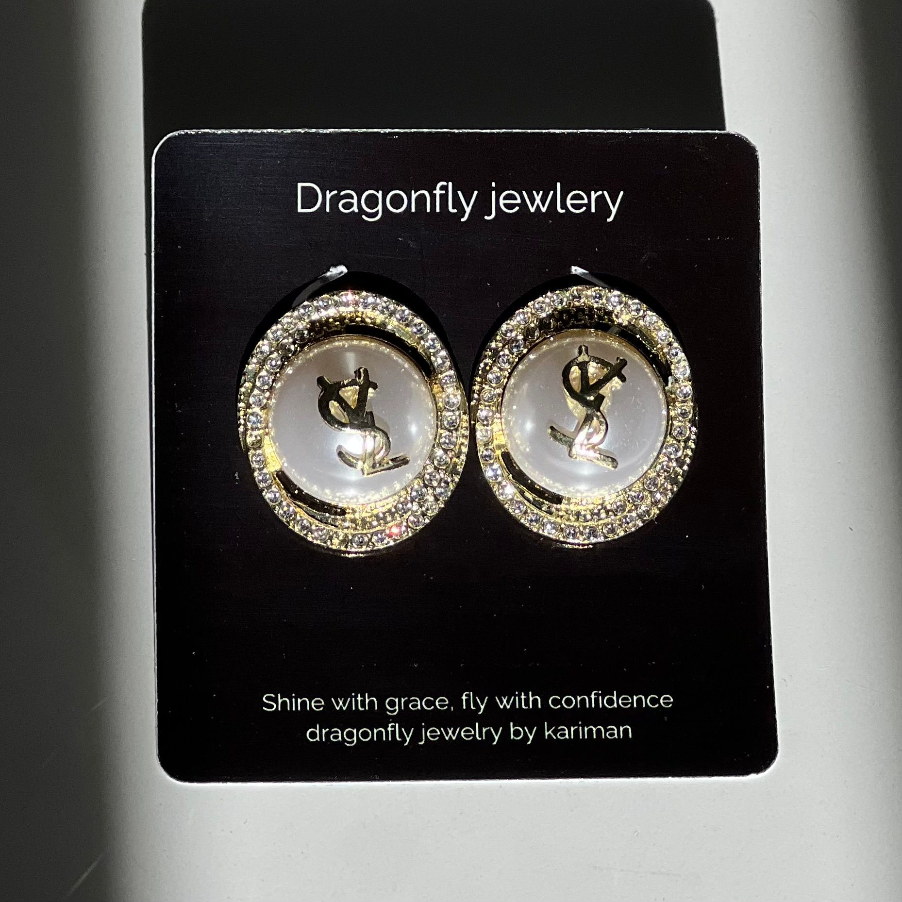 Boucles Yves Saint Laurent en perle - Image 2