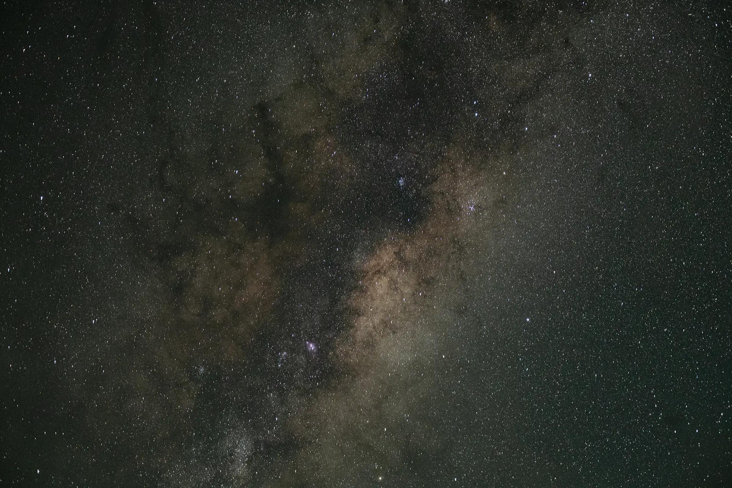 Avataras Meliquina · cielo nocturno patagónico