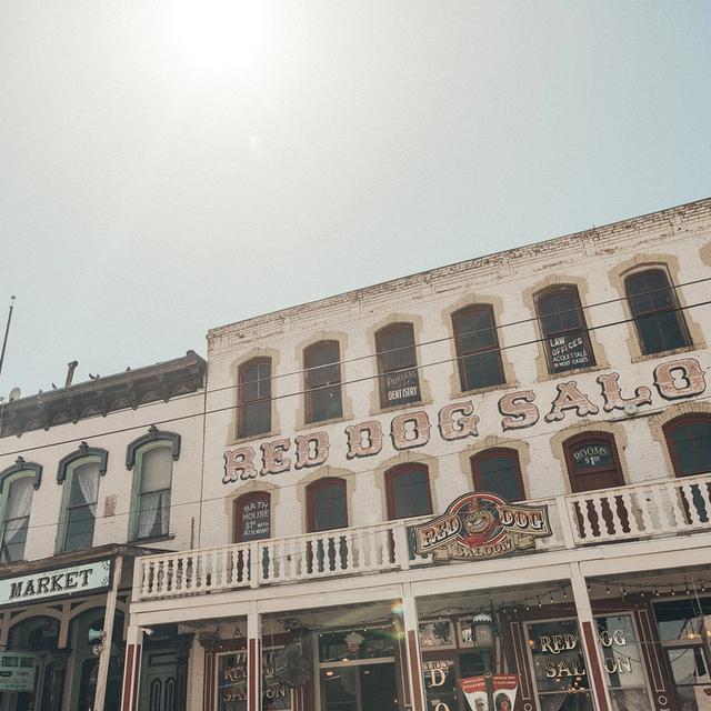 Red Dog Saloon in Virginia City