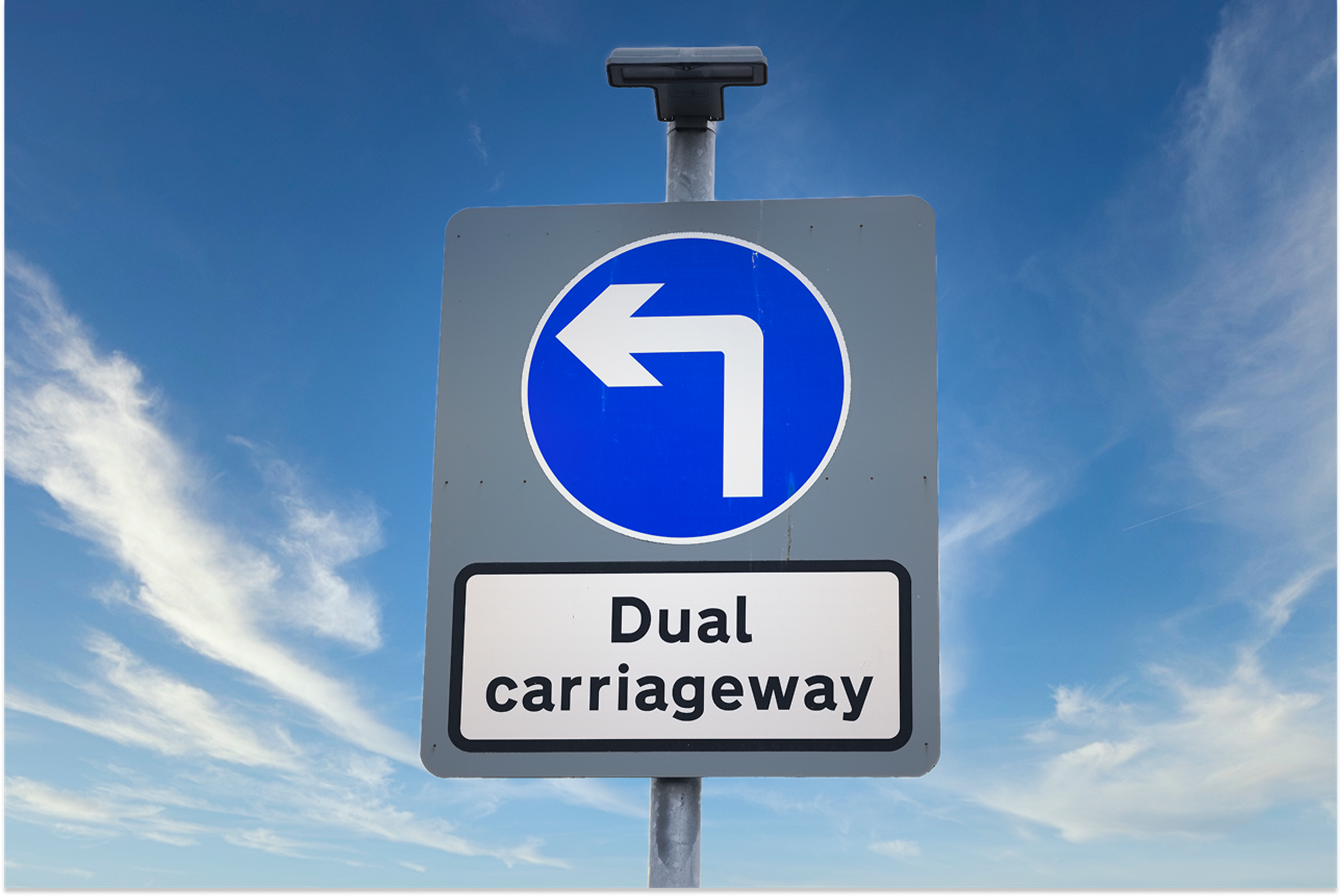 Dual carriageway sign UK