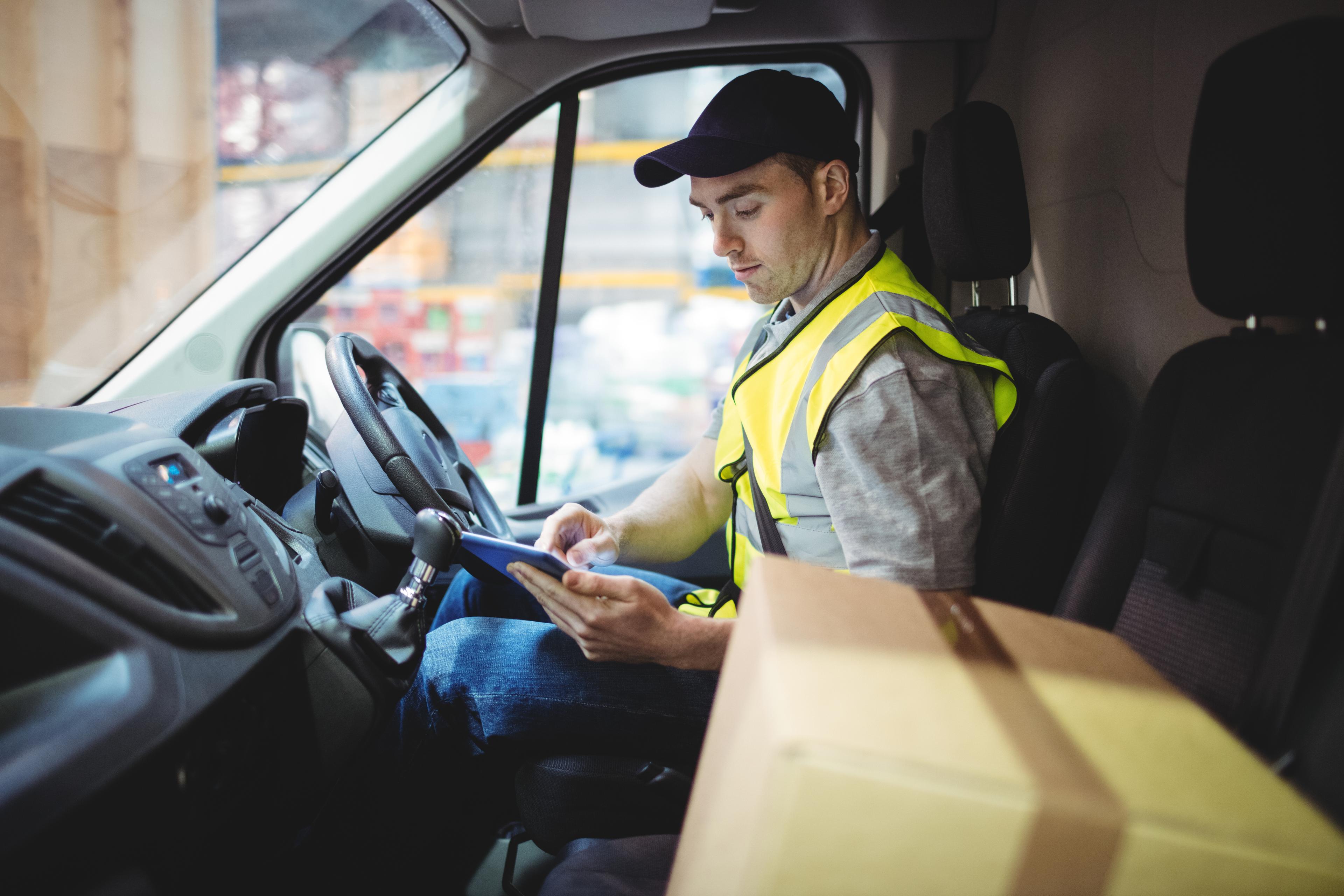 How to get courier van insurance that works for you