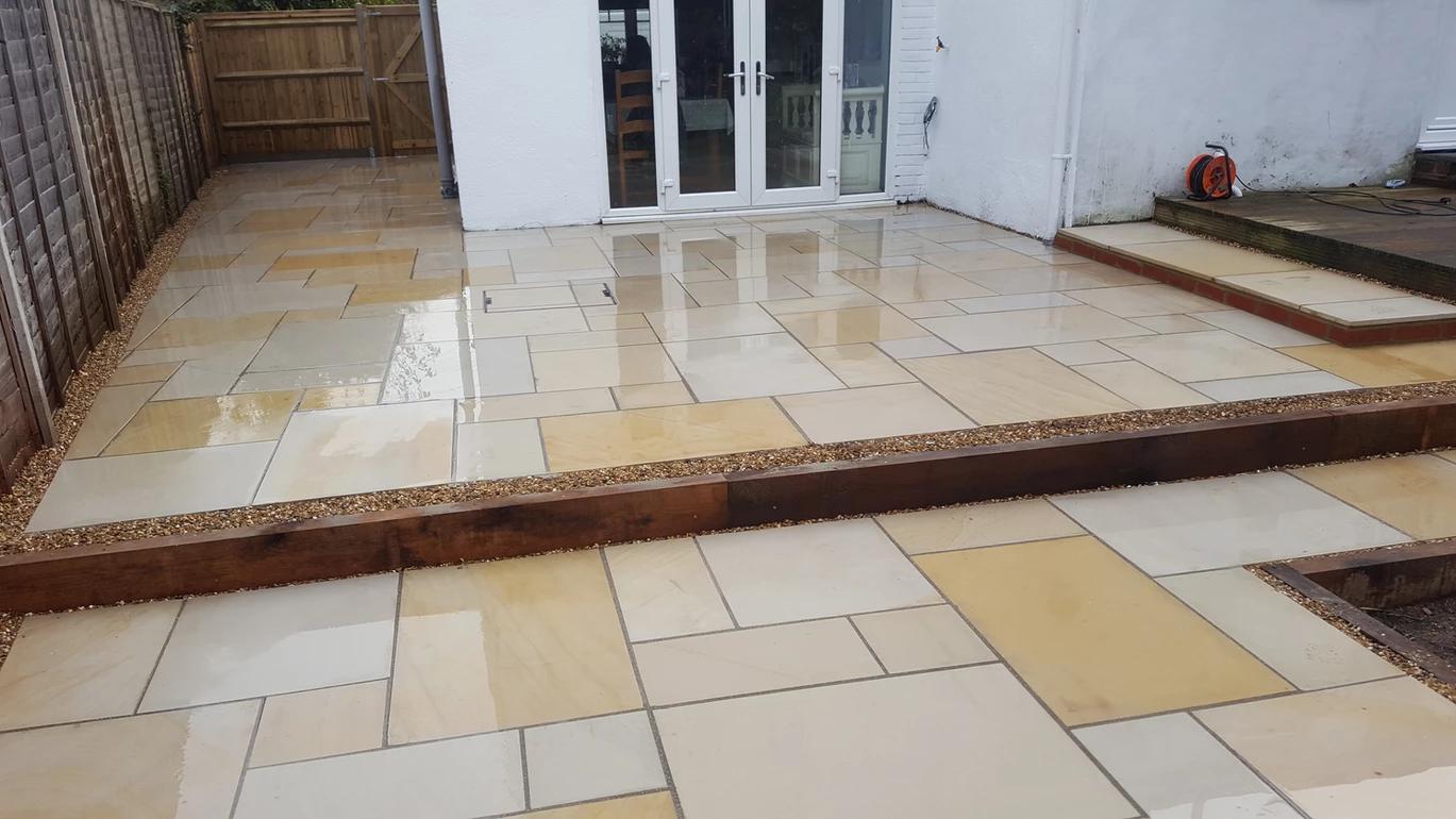 paving with sleepers