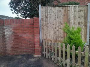 wall fence