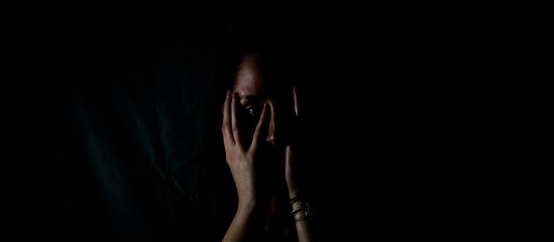 Sentindo, em voz alta