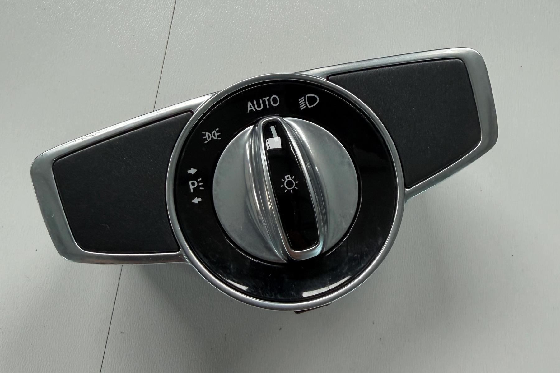 Lichtschalter W222 S-Klasse A2229050007