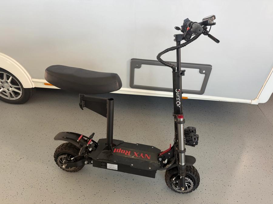 Hyper Scooter 6000W (2x3000W) Dual 170 km