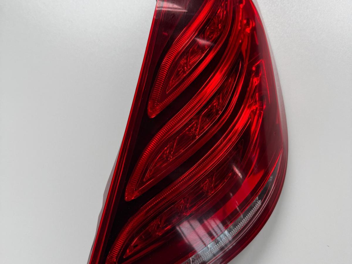 Rückleuchte S-Klasse W222 Mercedes-Benz A2229065501 rechts